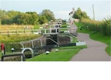 Day Walk - Circular from Foxton Locks